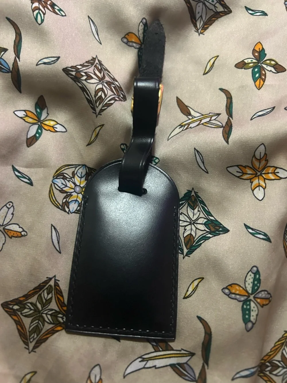 Louis Vuitton Black Leather Travel Luggage Tag with Gold-Tone Buckle - Picture 3 of 3